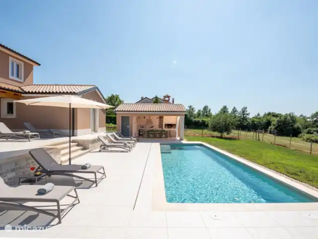 Villa Belci huren in Kroatië, Istrië, Pazin - villa zwembad + terras