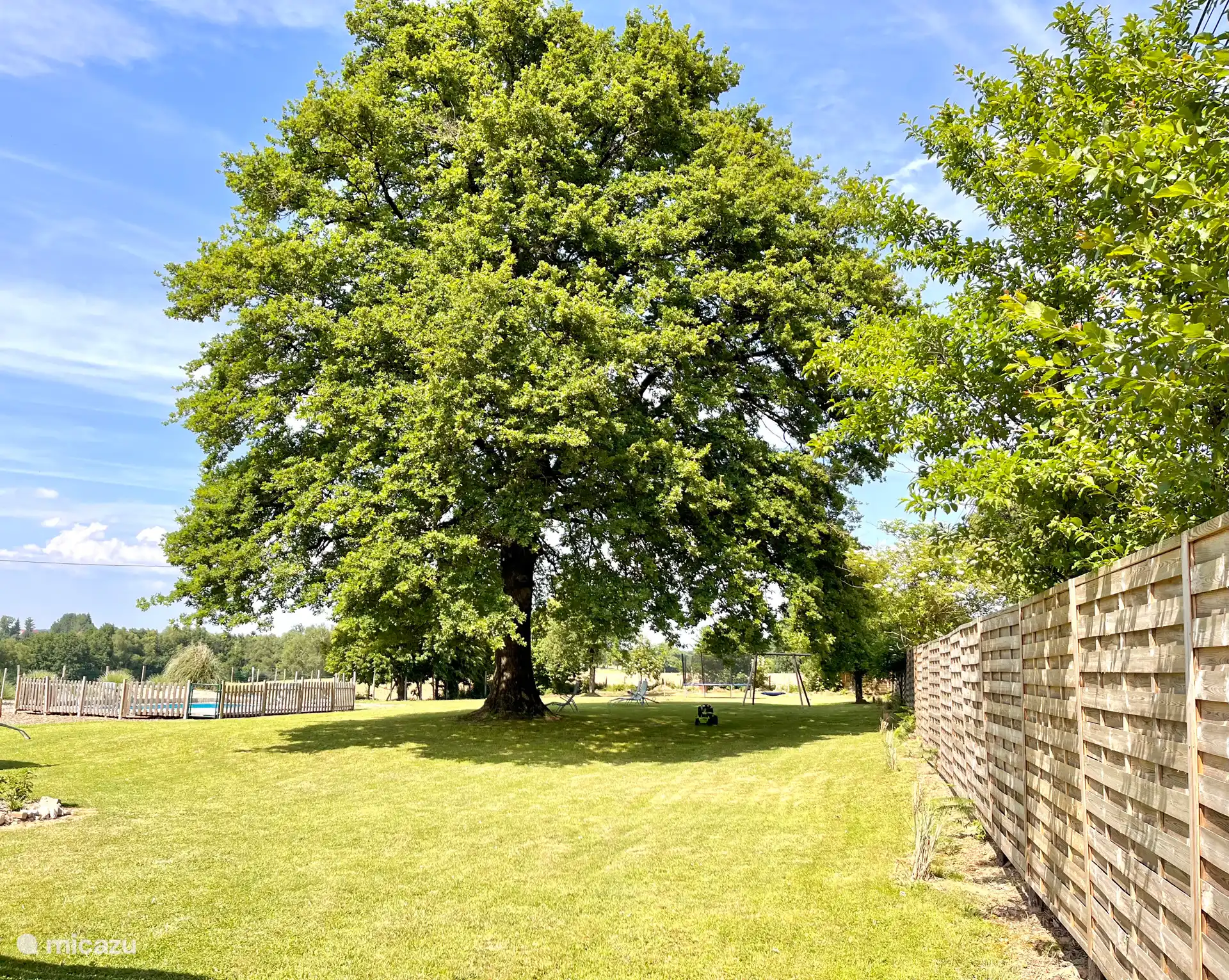 Der allgemeine Garten von Maison CouCou.