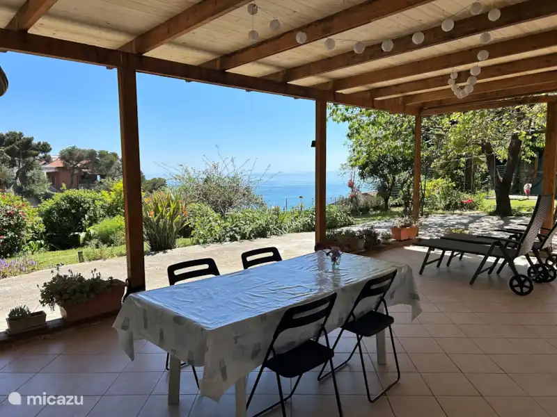 Maison familiale avec vue sur la mer | Italie, Ligurie, Ventimiglia - Maison de vacances Maison familiale avec vue sur la mer | Italie, Ligurie, Ventimiglia - Maison de vacances