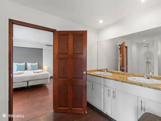 Villa Solaya 3, Jan Thiel | Curaçao, Banda Ariba (est), Jan Thiel - villa Salle de bain attenante