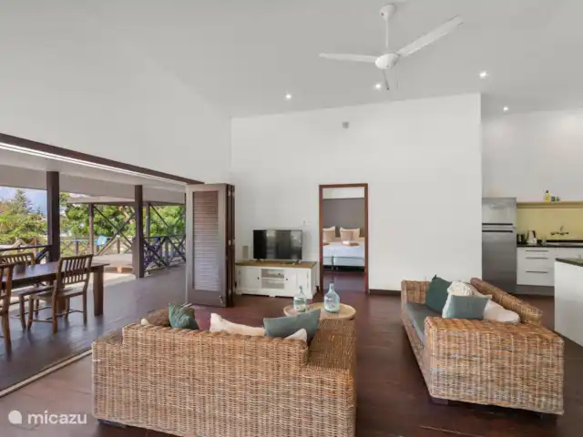 Villa Solaya 3, Jan Thiel | Curaçao, Banda Ariba (est), Jan Thiel - villa Salon et télévision