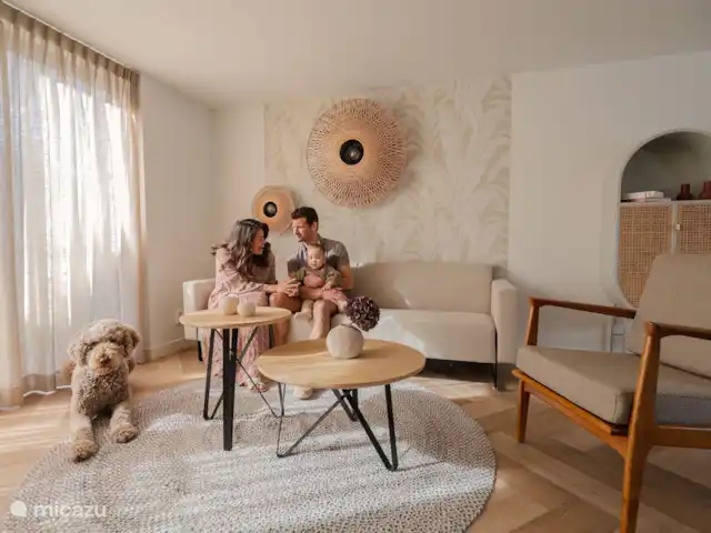 Plaisir ultime à Sint Maarten NH | Pays-Bas, Hollande du Nord, Saint Martin - maison de vacances Le salon est lumineux, confortable et joliment décoré.