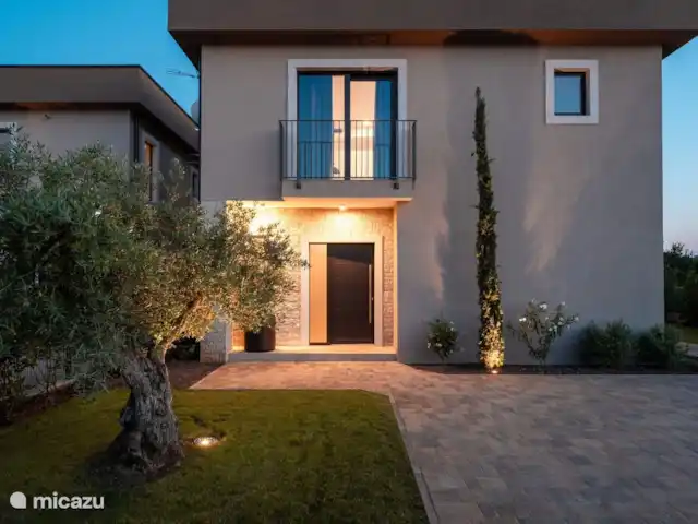 Villa Palazzina huren in Kroatië, Istrië, Porec - villa entree