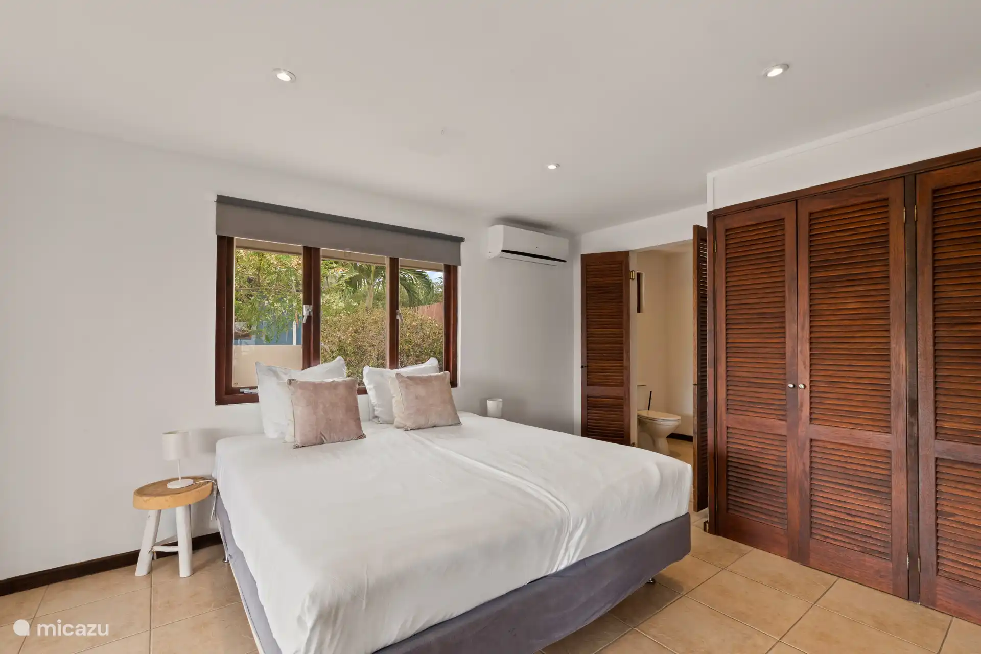 Luxury box spring beds and plenty of closet space