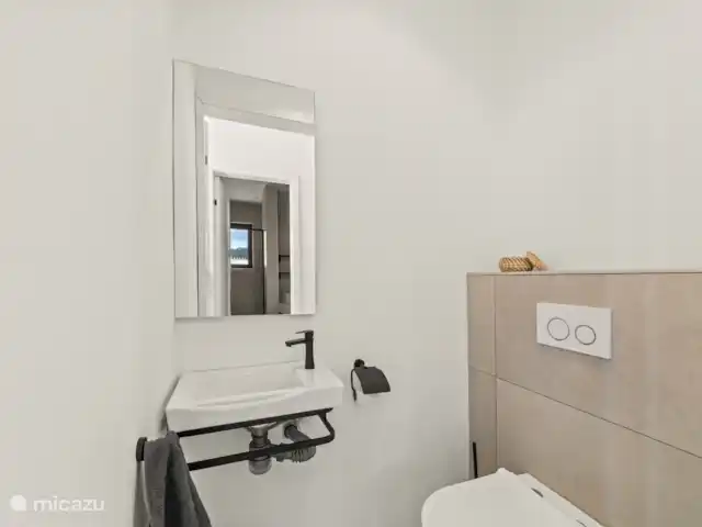 Location de Vacances Curaçao, Banda Ariba (est), Mambo Beach, appartement - Crystal Sands Resort Curaçao Toilettes invités séparées