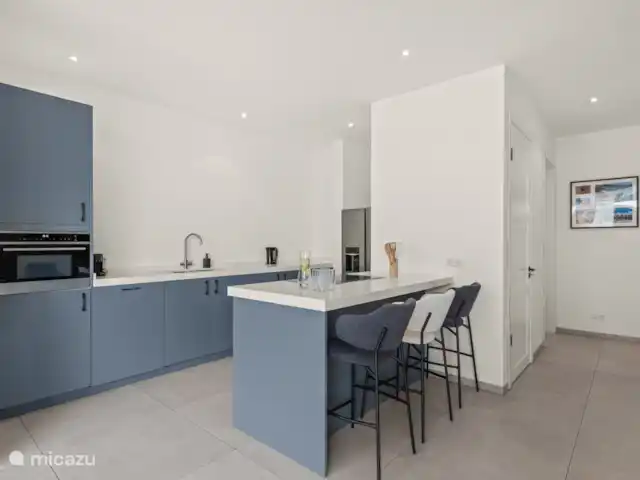 Location de Vacances Curaçao, Banda Ariba (est), Mambo Beach, appartement - Crystal Sands Resort Curaçao Cuisine ouverte luxueuse