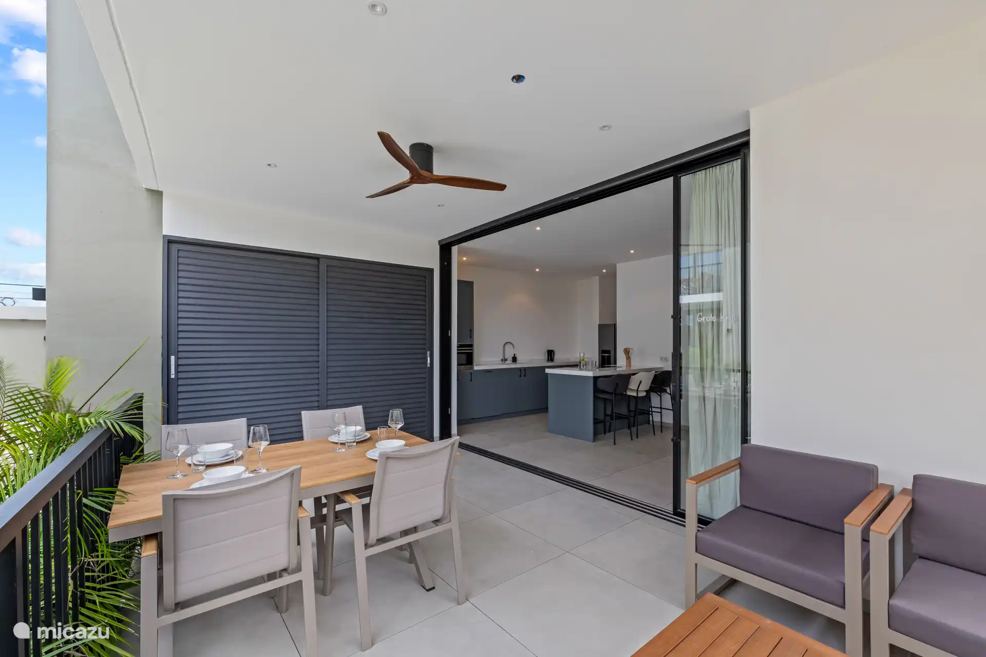 High ceilings give the apartments a luxurious and spacious experience.