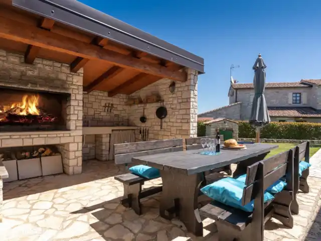 Villa Baldasi 19 en Croacia, Istria, Kastelir-Labinci - villa terraza