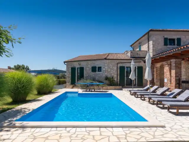 Villa Baldasi 19 en Croacia, Istria, Kastelir-Labinci - villa Piscina + hamacas
