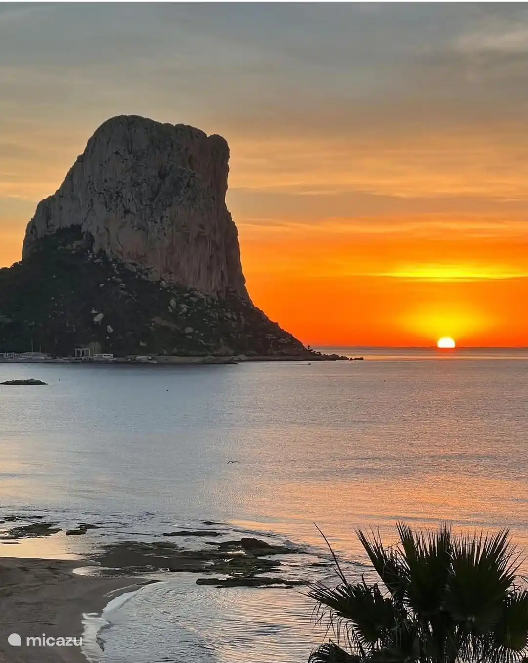 Calpe, a solo 15-20 minutos con largas playas de arena