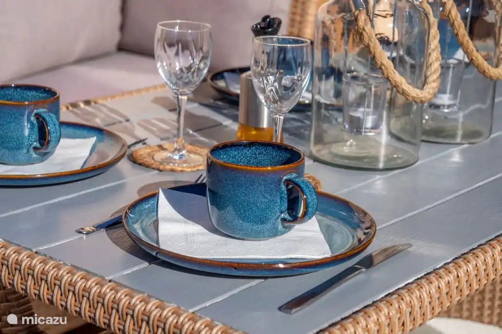 Pura relajación con paz celestial en la terraza