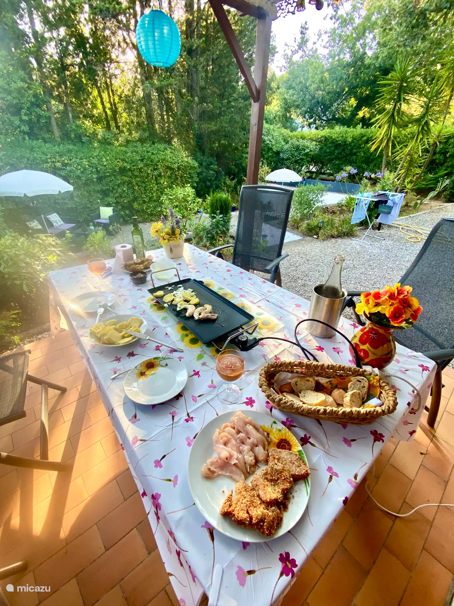 Grillen auf der Veranda