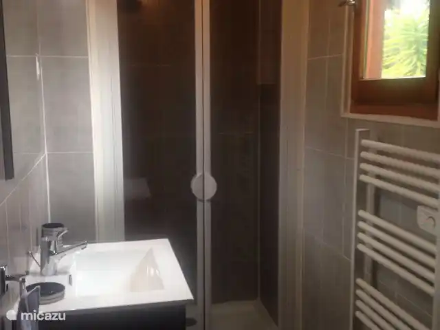 Location de Vacances France, Côte d'Azur, Gassin, chalet - Le Clochard Salle de Bains
