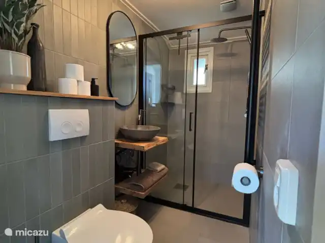 Location de Vacances Pays-Bas, Overijssel, Nutter, maison de vacances - Chalet forestier le Pic tacheté Salle de Bains