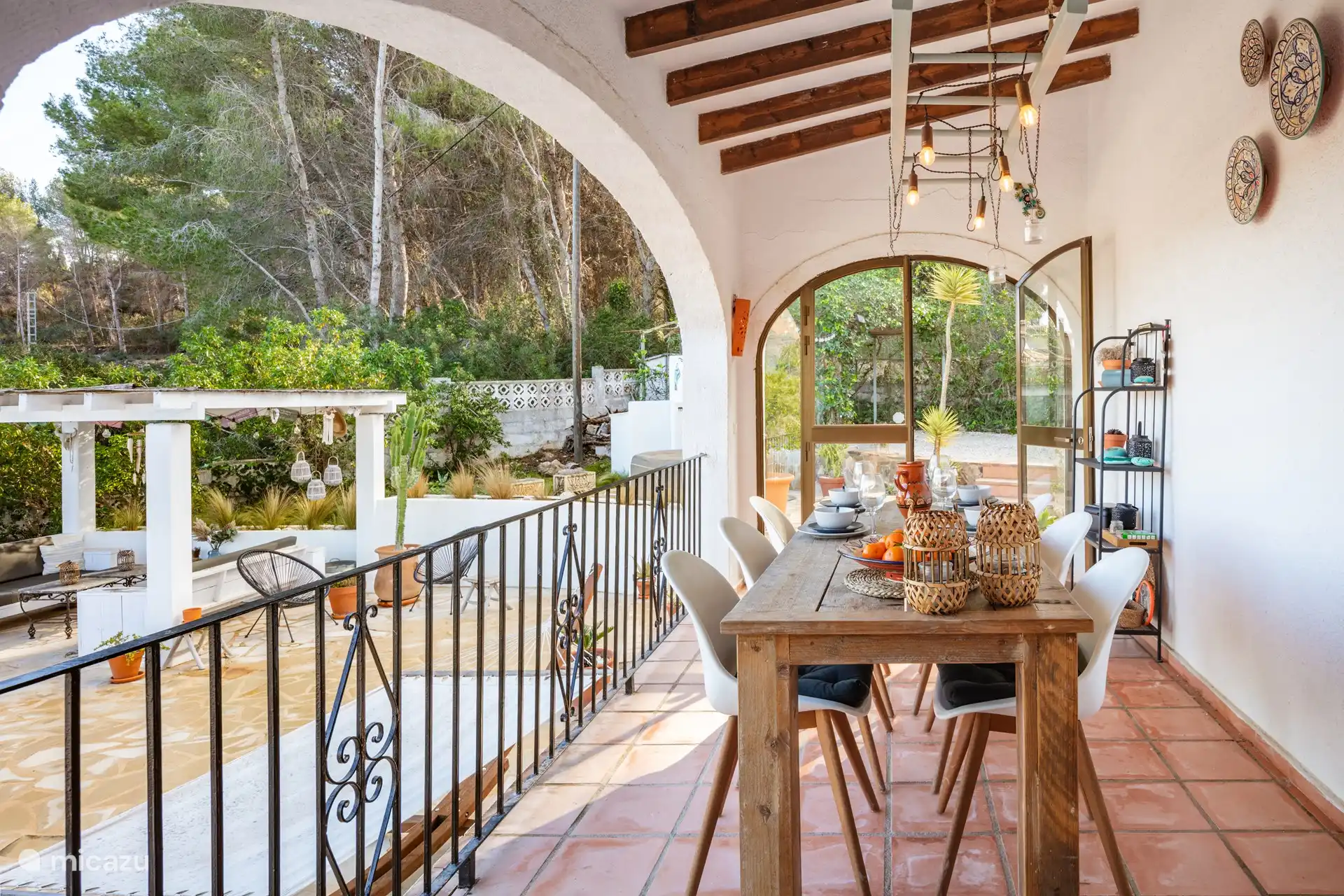 The cosily furnished Naya, for hours of delicious dining.