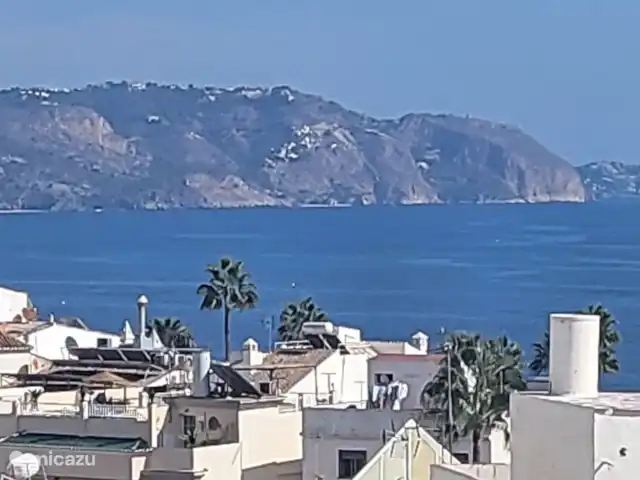 Coeur de Nerja -vue mer + plage 3 min. | Espagne, Costa del Sol, Nerja - appartement Également depuis la terrasse arrière. Nulle part en Europe les montagnes ne sont aussi proches de la mer.