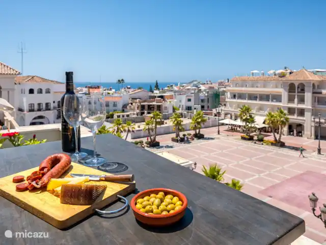 Coeur de Nerja -vue mer + plage 3 min. | Espagne, Costa del Sol, Nerja - appartement La majestueuse Plaza de España