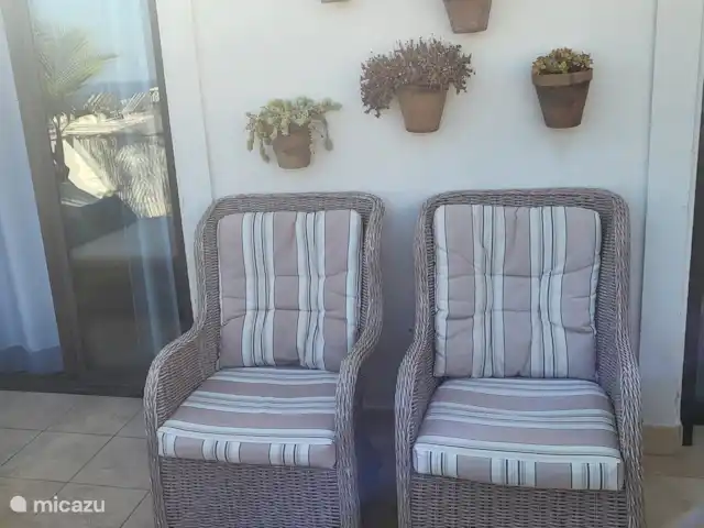Coeur de Nerja -vue mer + plage 3 min. | Espagne, Costa del Sol, Nerja - appartement Fauteuils sur la terrasse arrière