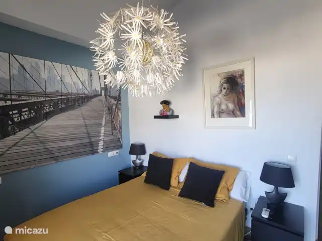 Coeur de Nerja -vue mer + plage 3 min. | Espagne, Costa del Sol, Nerja - appartement Chambre 1 : lit double à commande électrique.
