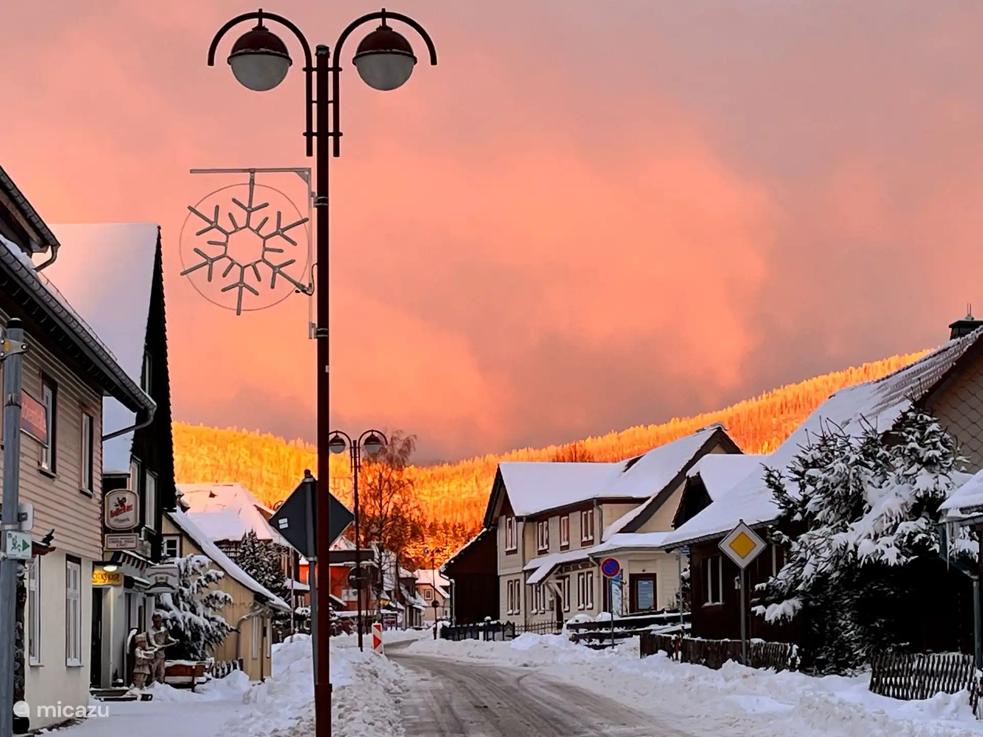 Aufgehende Sonne in der winterlichen Schierke