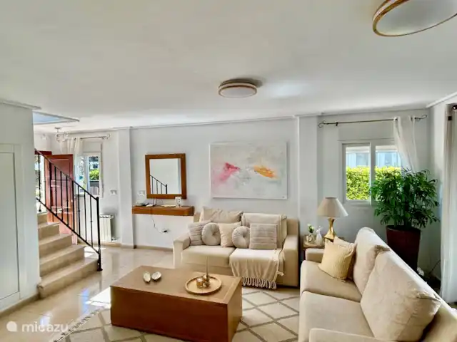 Casa To-r-relax en España, Costa Cálida, Torre Pacheco - casa vacacional Mucha luz solar. Todas las ventanas tienen persianas.