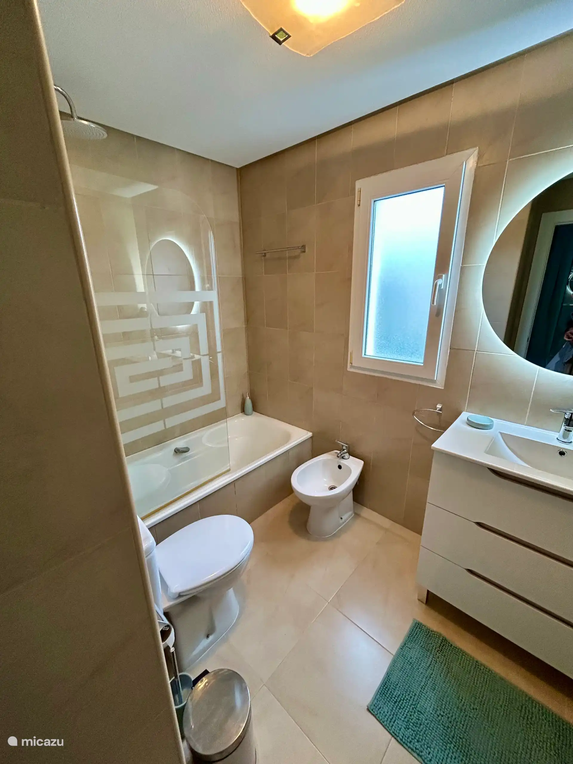 Ensuite bathroom upstairs