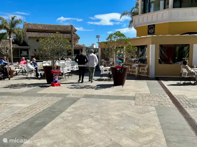Casa To-r-relax en España, Costa Cálida, Torre Pacheco - casa vacacional El centro animado con terrazas, bares y restaurantes.
