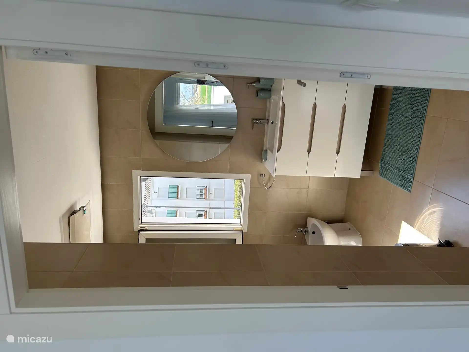 The Ensuite bathroom upstairs 