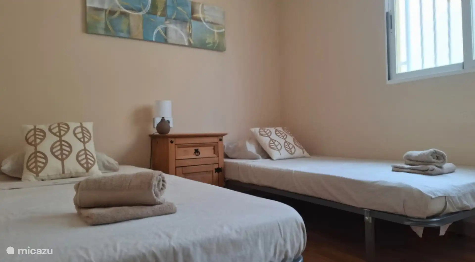 2x1-Personen-Bett mit Ventilator