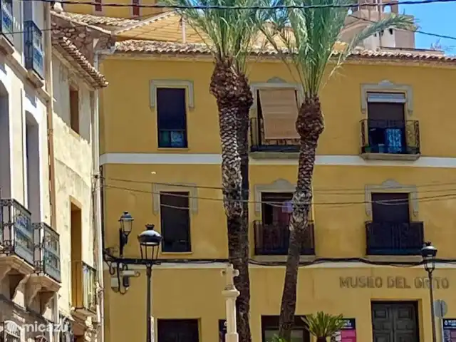 villa huren in Spanje, Costa Blanca, Polop – Casa Rita Blanca sfeervolle straatjes van Polop