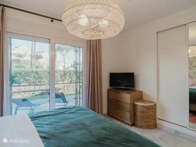Bliss en bord de mer à Marbella | Espagne, Costa del Sol, Málaga - appartement Chambre à coucher - lit king size