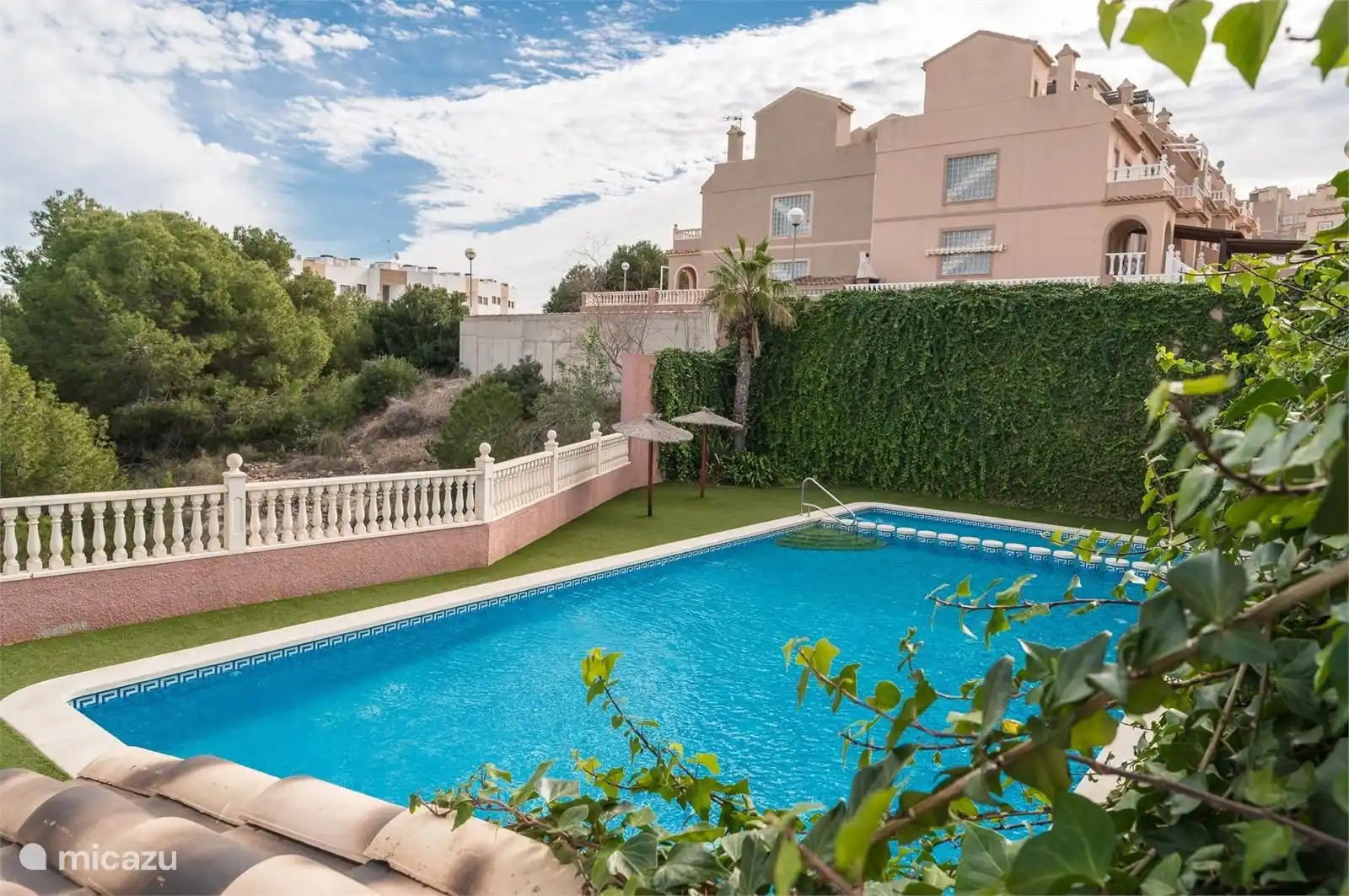 Just a few steps from La Brisa Azul!