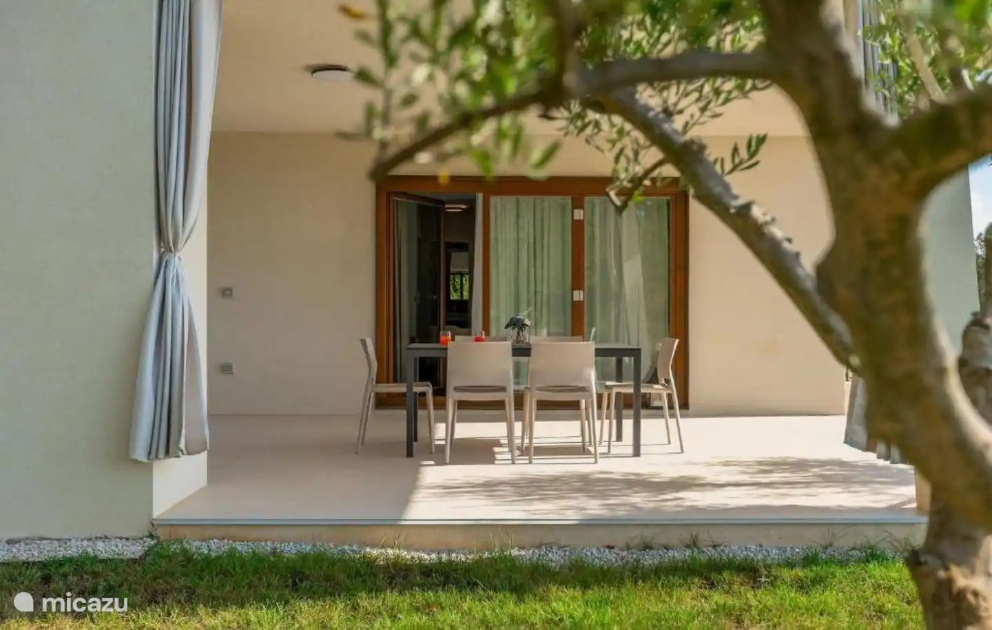 outdoor seating area