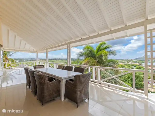Villa Bella Vista - Brakkeput Abou | Curaçao, Banda Ariba (est), Brakkeput Abou - villa Profitez de votre vue panoramique sur l’eau espagnole et le jardin tropical.