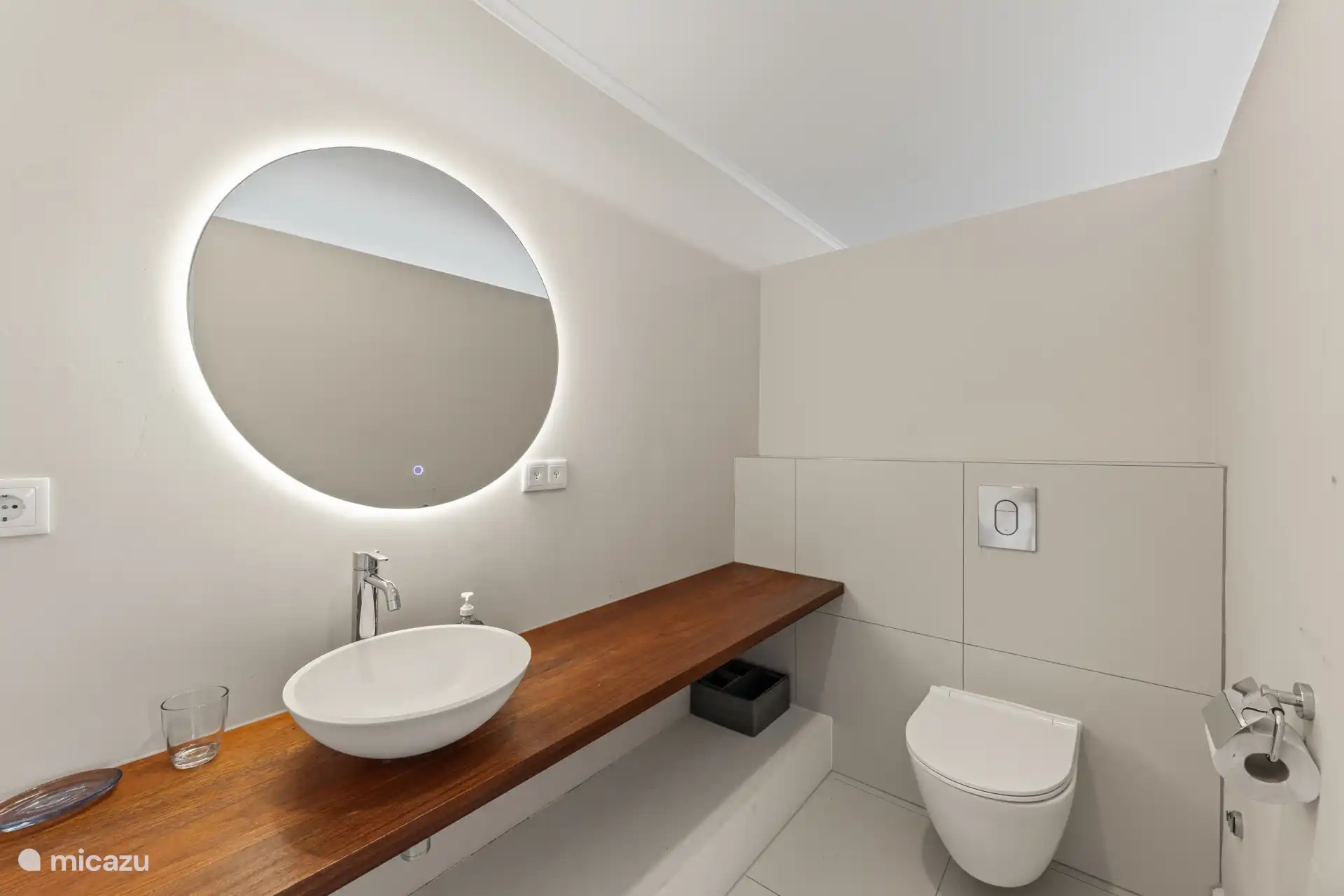 Ensuite Badezimmer Schlafzimmer 3.