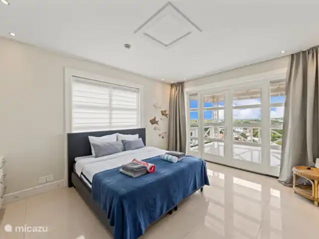 Villa Bella Vista - Brakkeput Abou | Curaçao, Banda Ariba (est), Brakkeput Abou - villa Il s’agit de la deuxième chambre au rez-de-chaussée, accès direct au balcon.