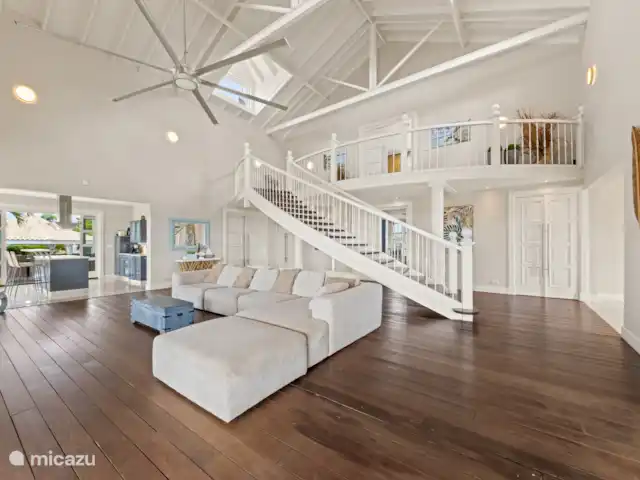 Villa Bella Vista - Brakkeput Abou | Curaçao, Banda Ariba (est), Brakkeput Abou - villa Une belle brise souffle dans la maison lorsque les grandes portes-fenêtres sont ouvertes.