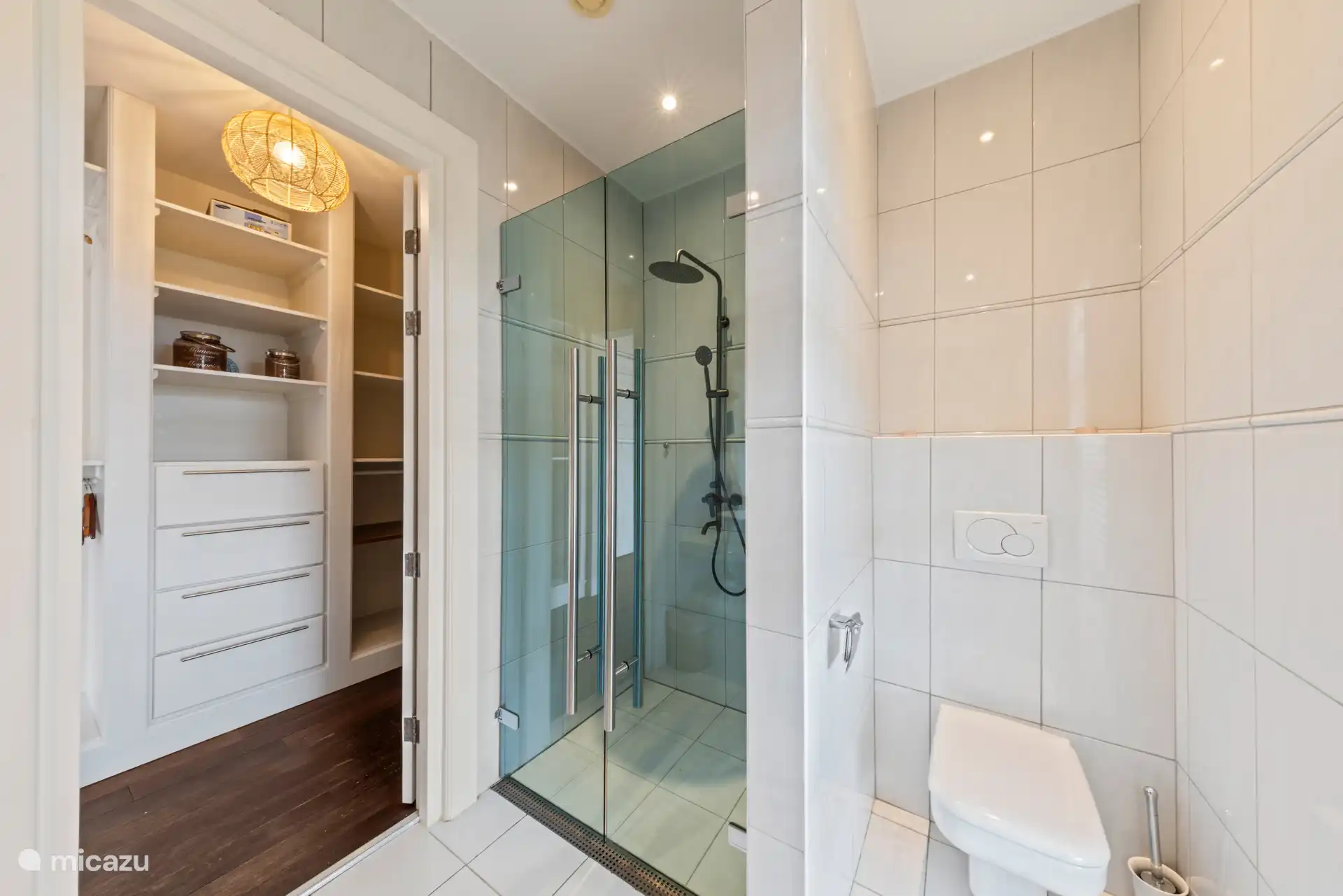 Badezimmer Hauptschlafzimmer.