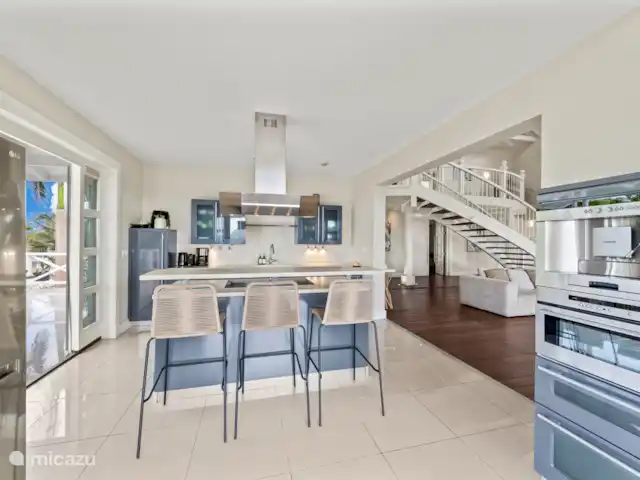Villa Bella Vista - Brakkeput Abou | Curaçao, Banda Ariba (est), Brakkeput Abou - villa Vous pouvez également profiter de la vue depuis la cuisine.