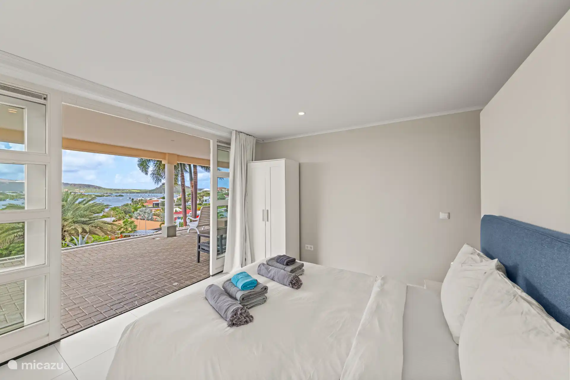 Schlafzimmer 1 im unteren Gartengeschoss.