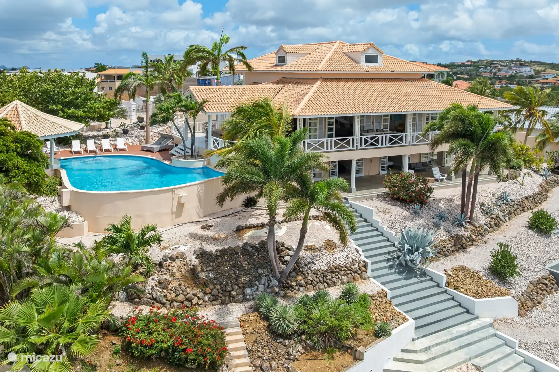 Villa mit privatem Pool und einem unvergleichlichen Outdoor-Erlebnis - perfekt für Familien und Gruppen.