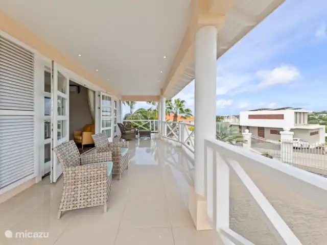 Villa Bella Vista - Brakkeput Abou | Curaçao, Banda Ariba (est), Brakkeput Abou - villa La chambre principale dispose de son propre balcon.