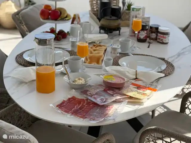 Location de Vacances Espagne, Murcia, Torre-Pacheco, appartement - Casa Wilatie - Santa Rosalía Salle à manger sur le porche