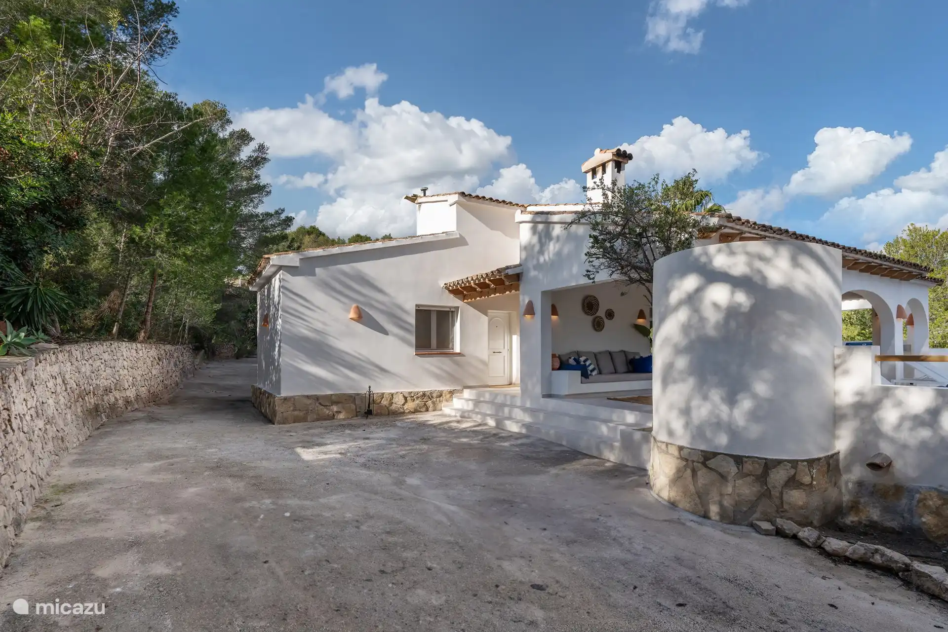 4000m2 Grundstück und Garten 