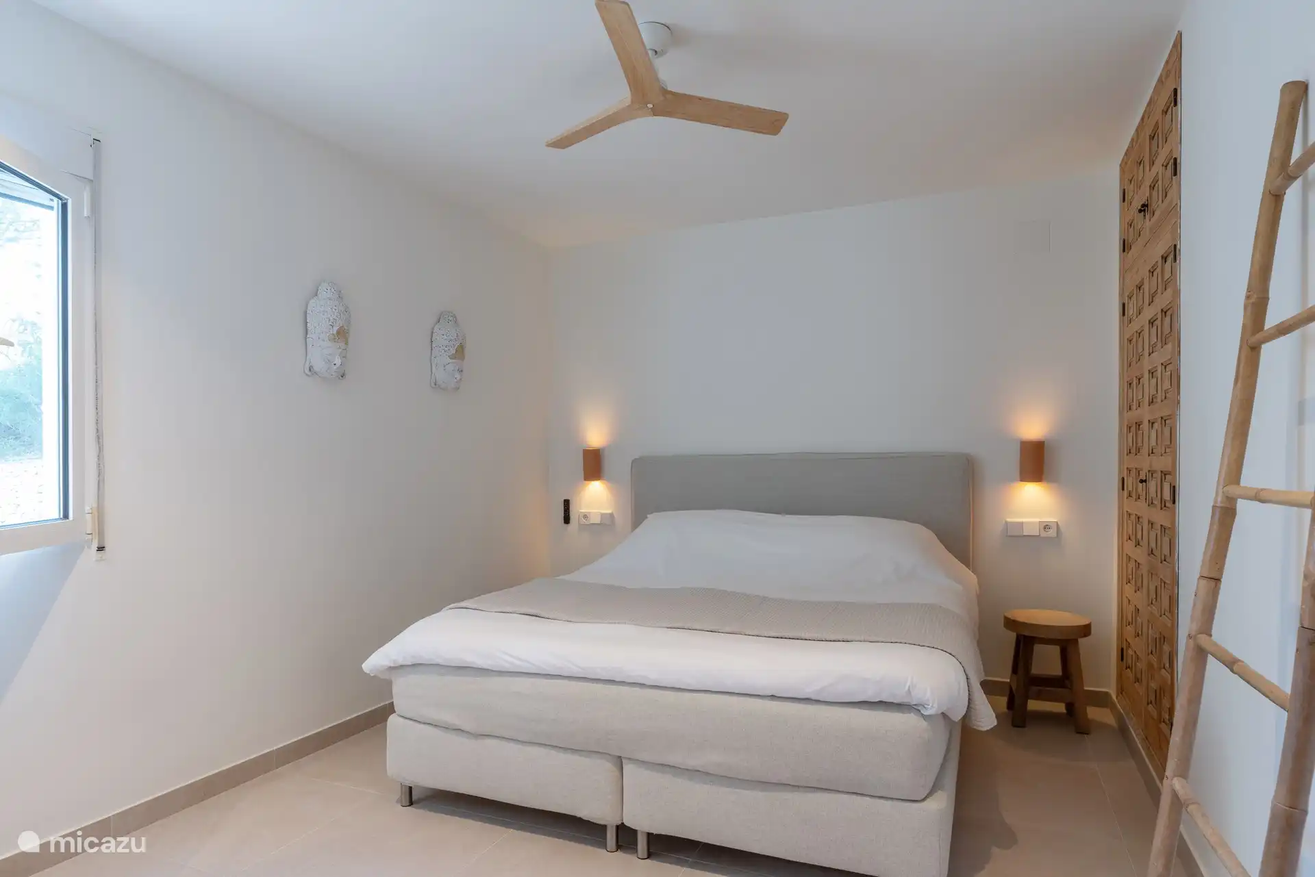 Geräumiges Schlafzimmer Villa Soleá