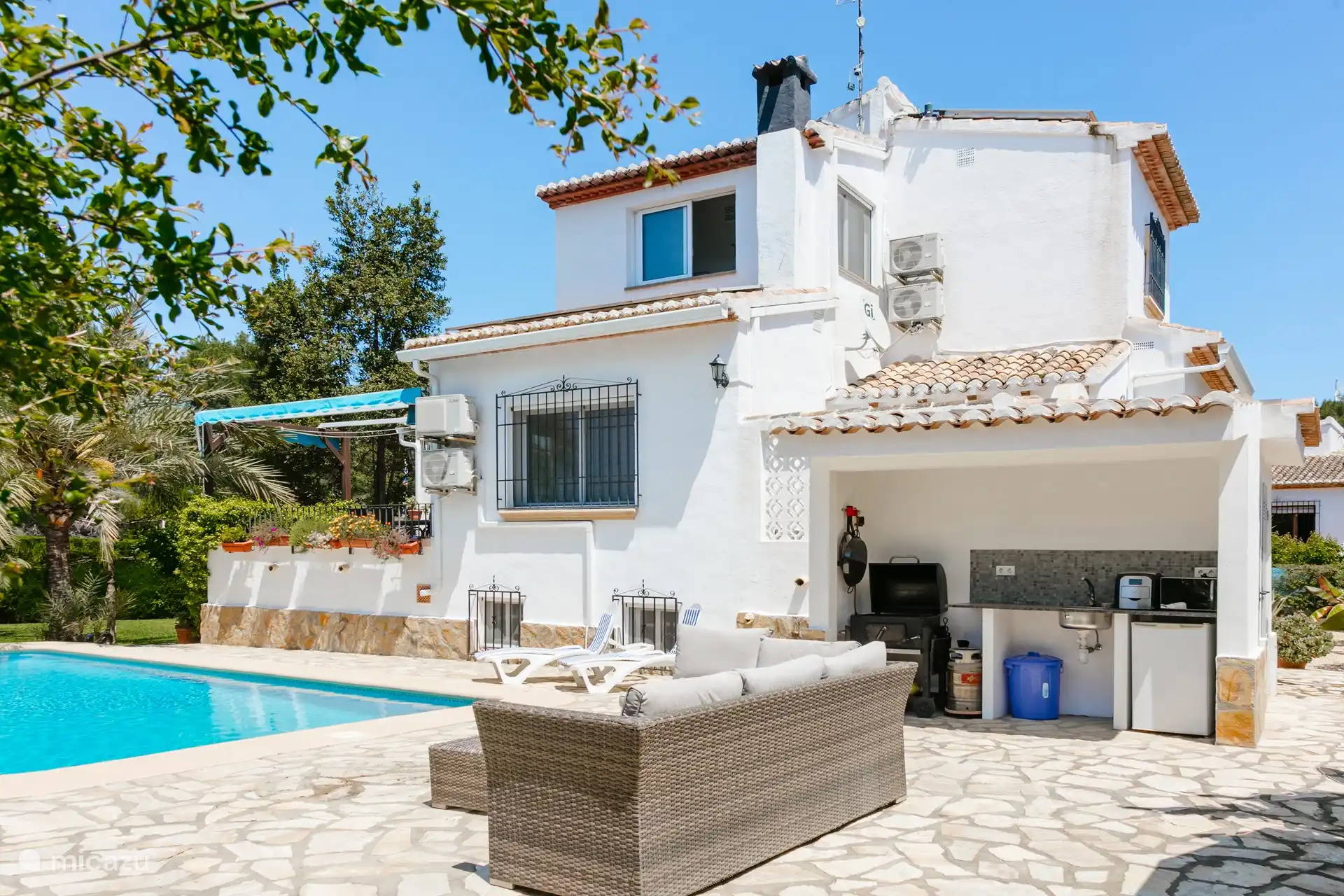 Schwimmbad Villa Nij Tsjin