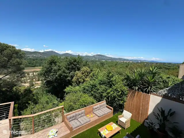 Location de Vacances France, Côte d'Azur, Cogolin, maison de vacances - Maison LouLou Vue