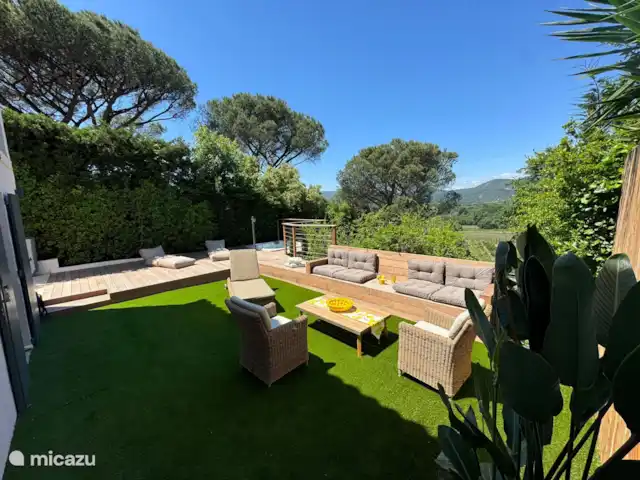 Location de Vacances France, Côte d'Azur, Cogolin, maison de vacances - Maison LouLou Jardin