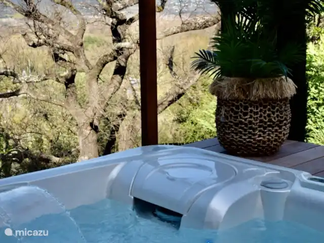Location de Vacances France, Côte d'Azur, Cogolin, maison de vacances - Maison LouLou Jacuzzi privé