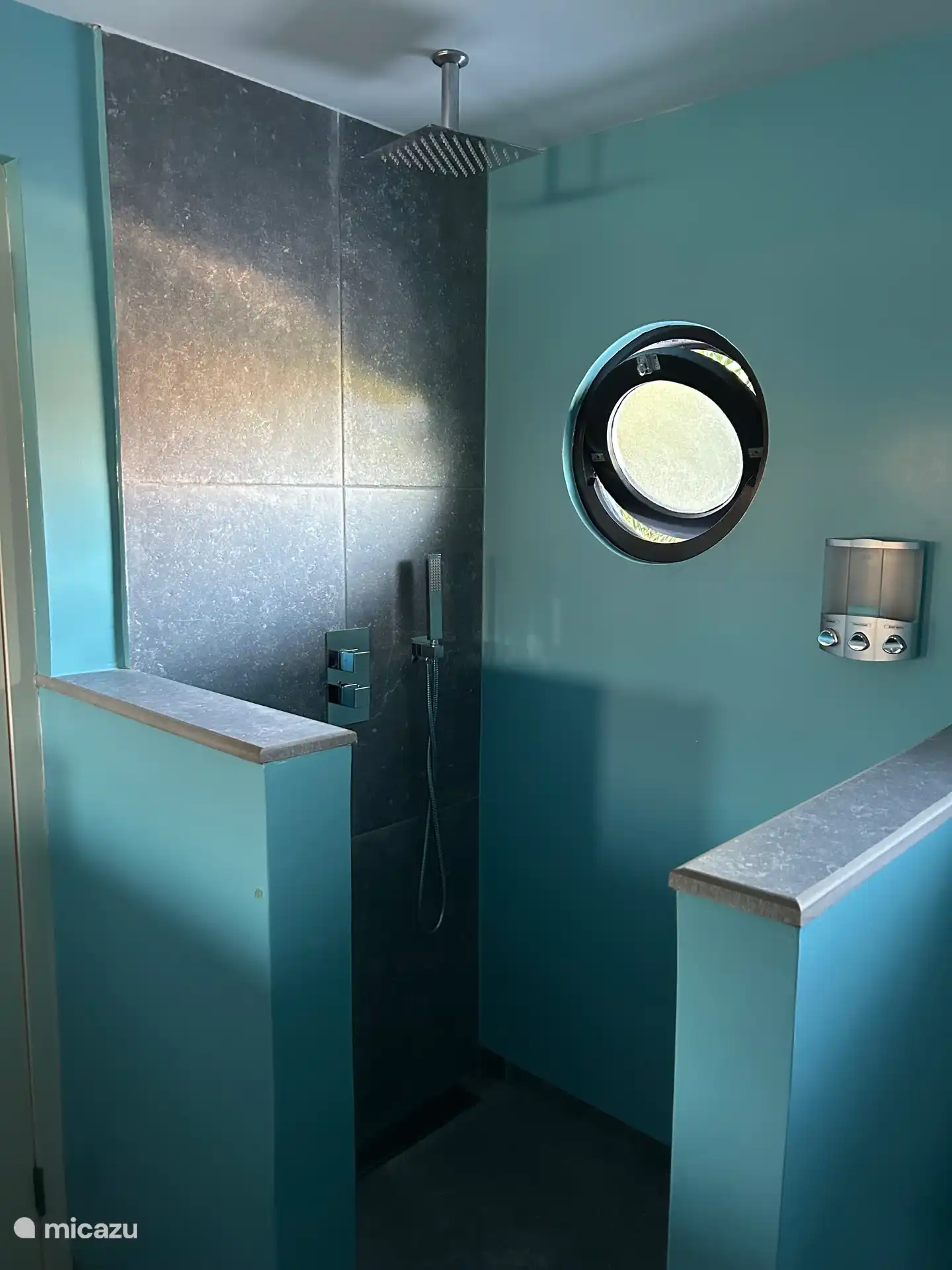 Badezimmer im Gästehaus